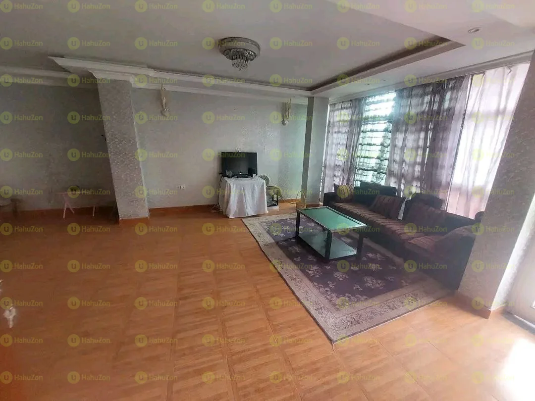94 ካሬ የሚሸጥ G+3 ቤት በሰሚት ፍየል ቤት