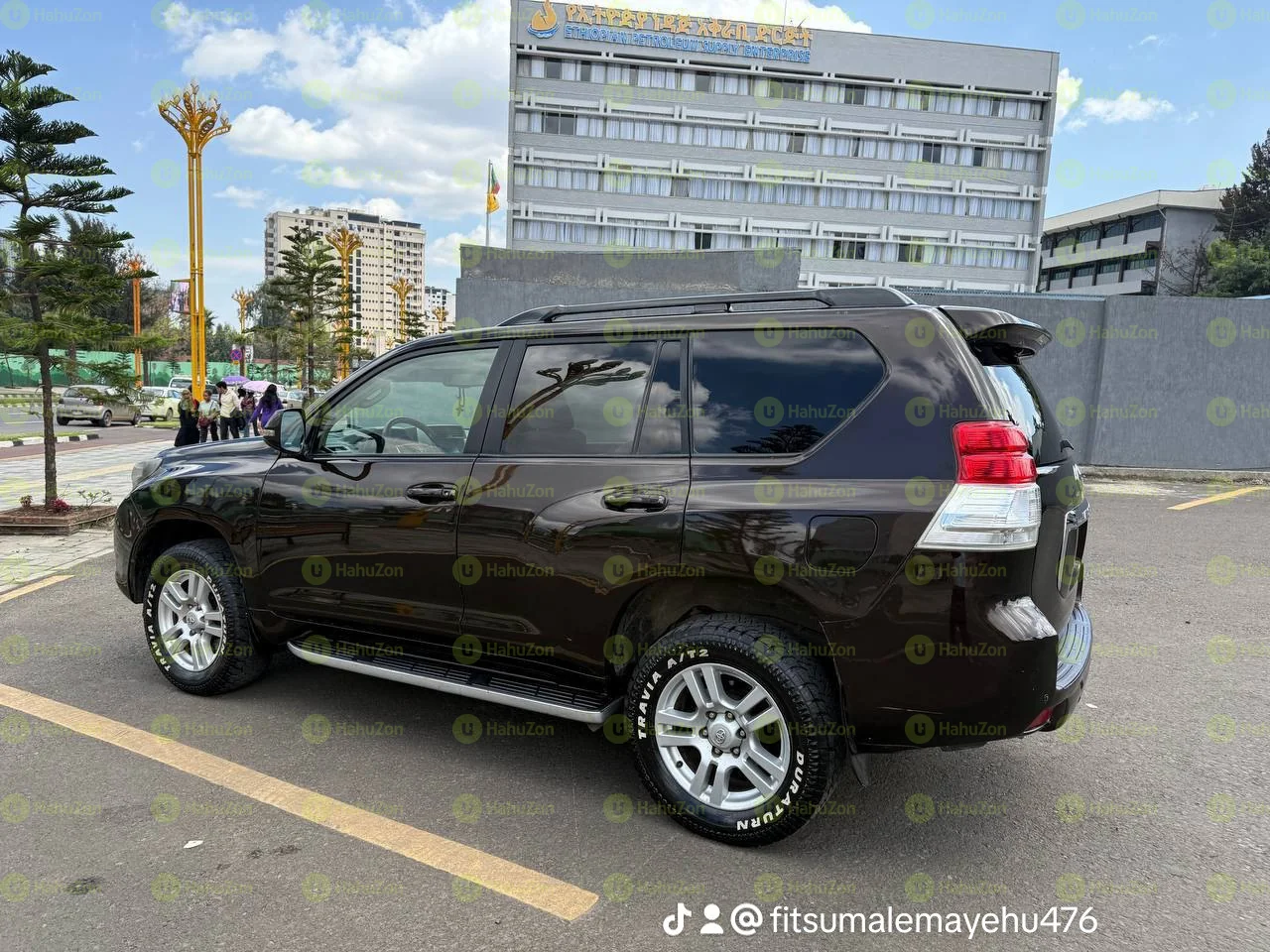 2012 Model-Landcruiser prado