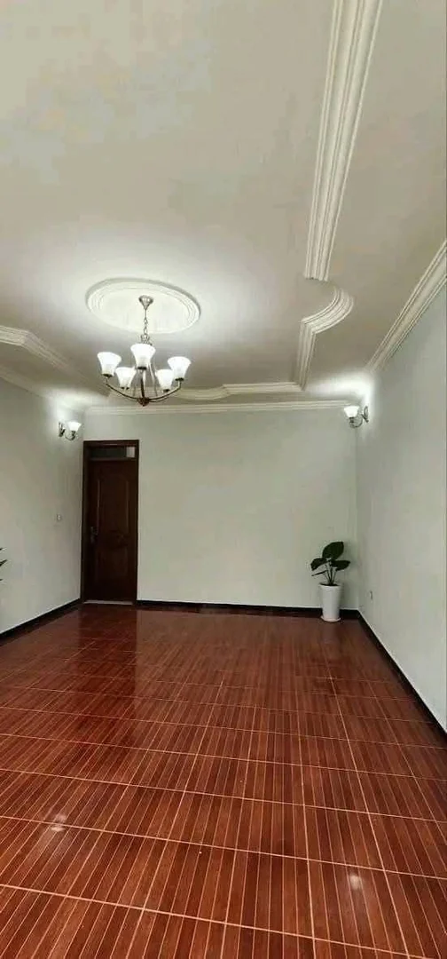 150 ካሬ የሚሸጥ ቪላ ቤት በአያት ዞን