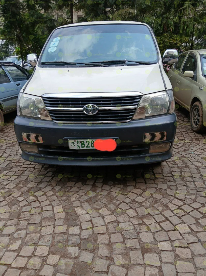 2011 Model-Toyota Hiace Dolphin