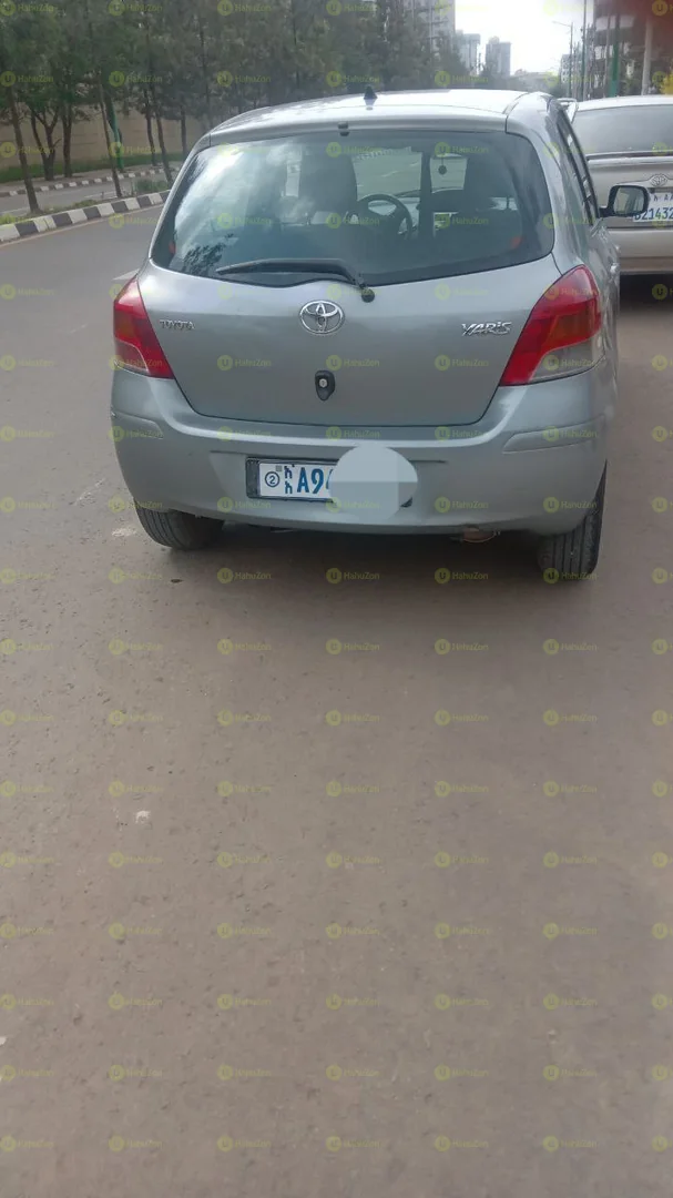 2009 Model-Toyota Compact Yaris