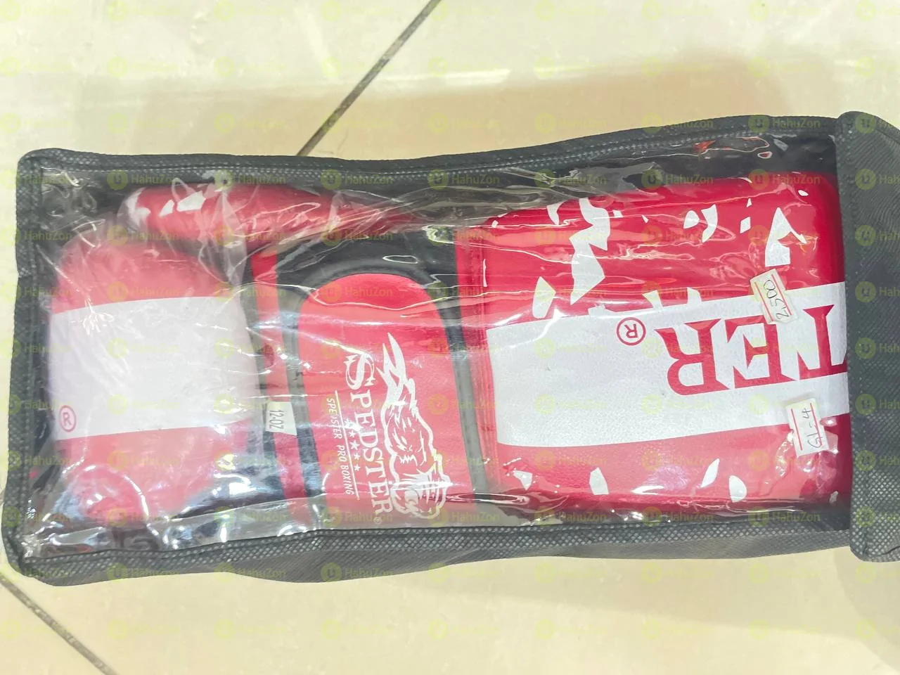Orginal Boxing Gloves and Boxing Pad