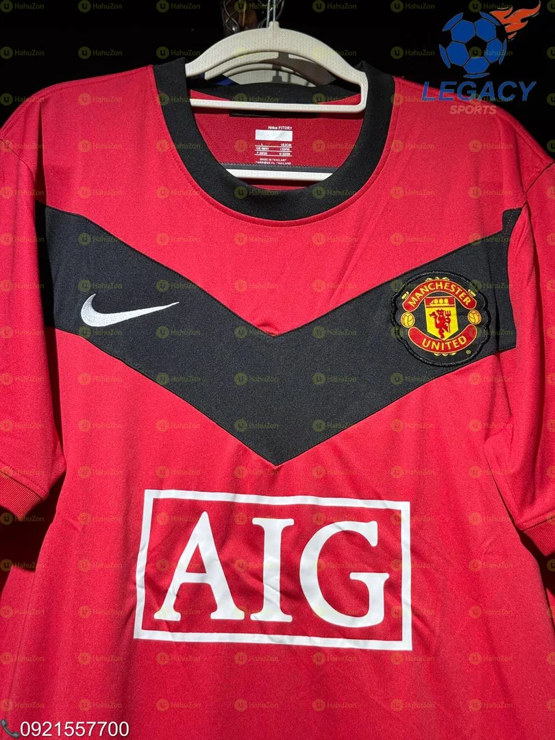 Manchester United Home Retro Kit