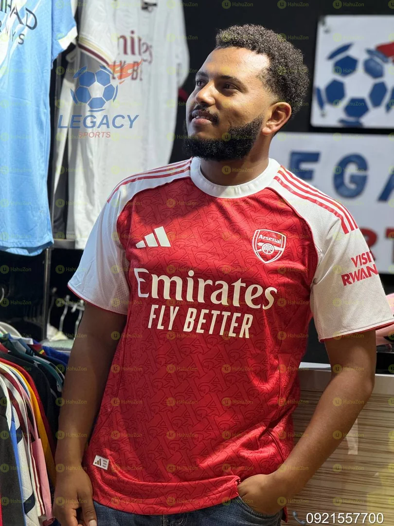 Arsenal 2025-26 Home kit