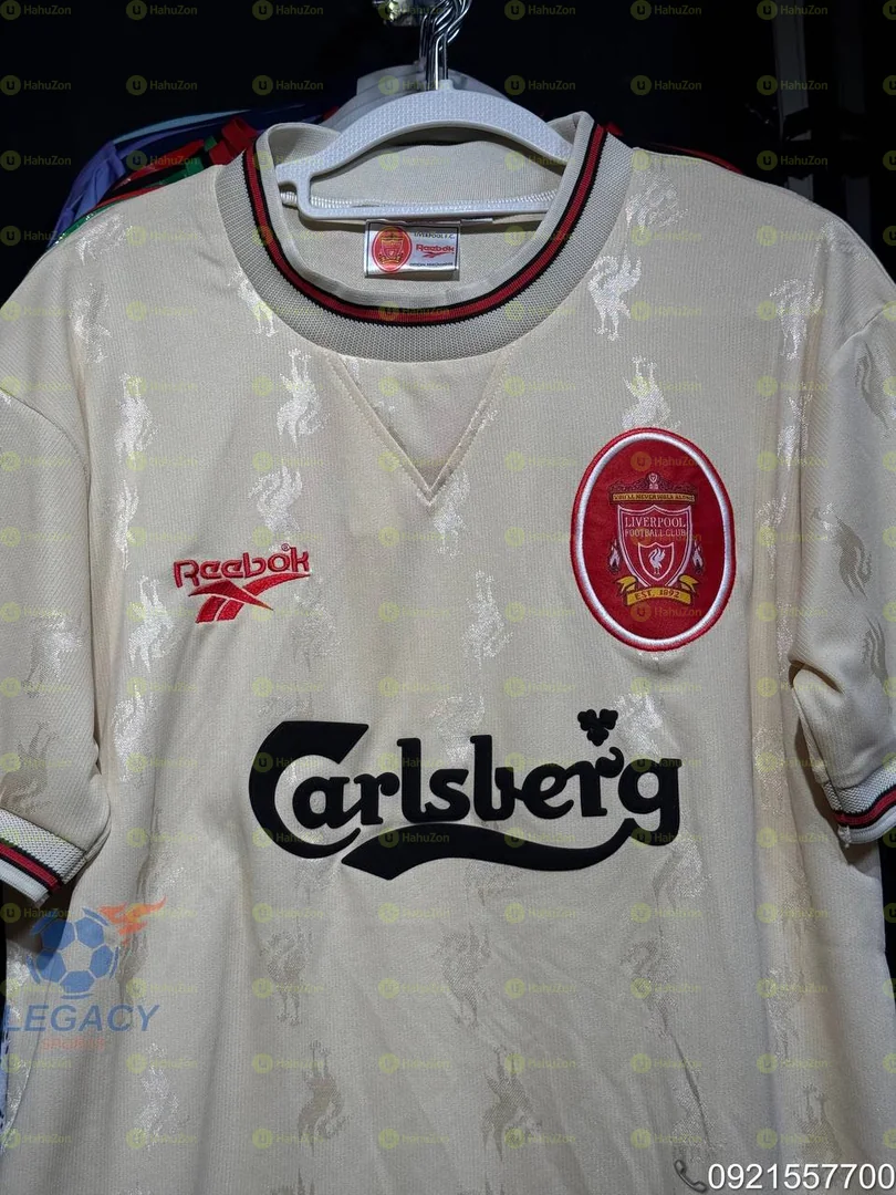 Liverpool 1996-97 Away Retro Kit