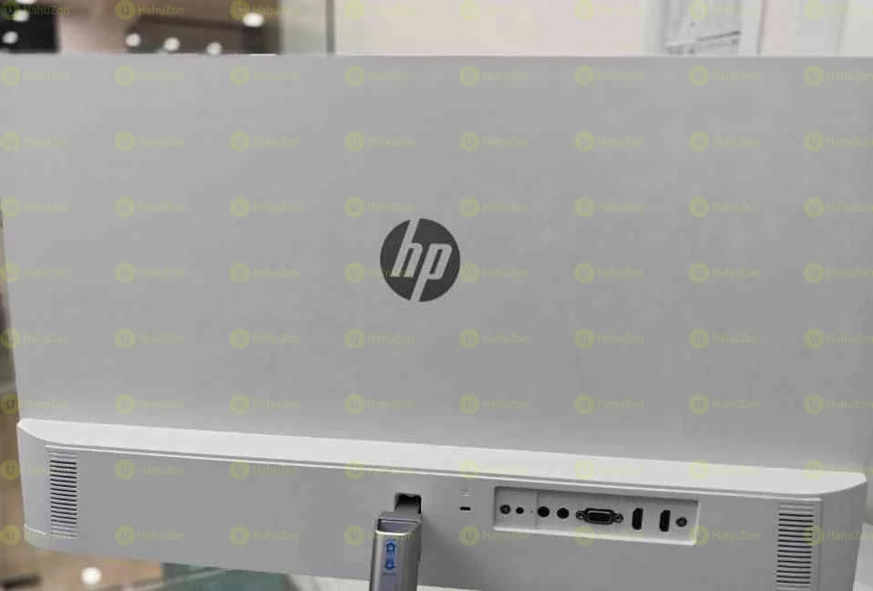 Hp 27” FHD Monitor