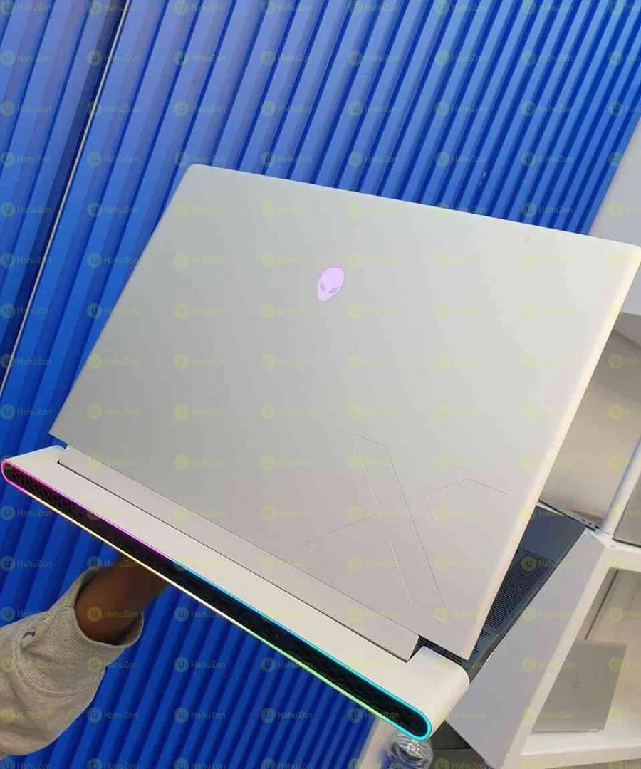 Alienware Intel Core Ultra 9 185H Laptop