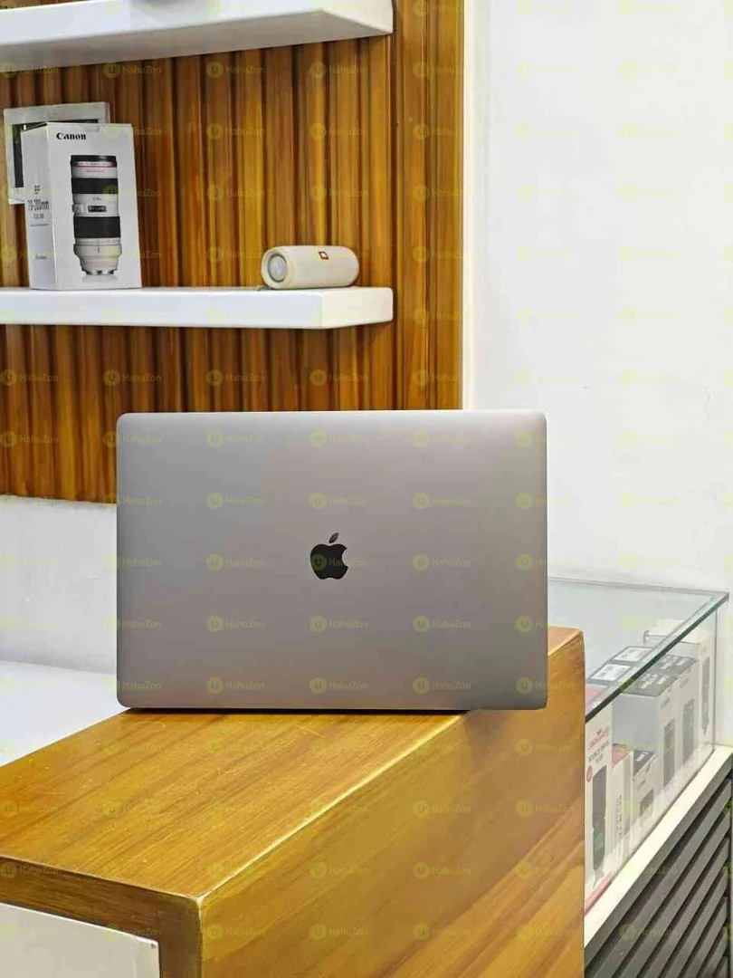 MacBook Pro Core i9 16-inch, 2019 Laptop