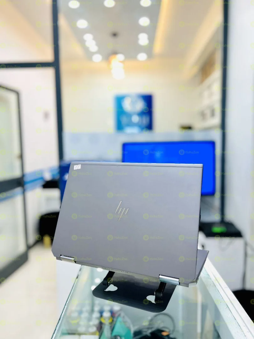 Hp ZBook x360 Core i9 8th Generation Laptop