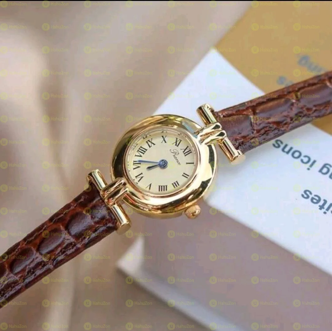 Women's Retro Roman Scale Leather Strap Wristwatch