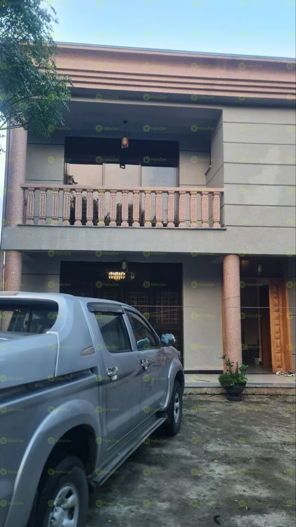 420 ካሬ የሚሸጥ G+1 ቤት በአያት ዞን