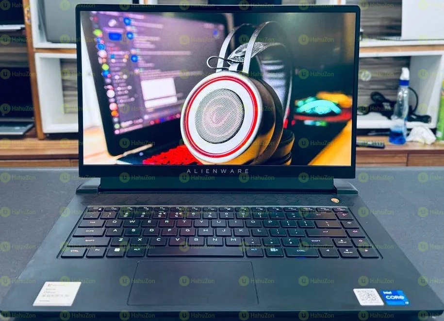 Alienware M15 QHD+ 144Hz Intel Core i7-12700H Processor Gaming Laptop