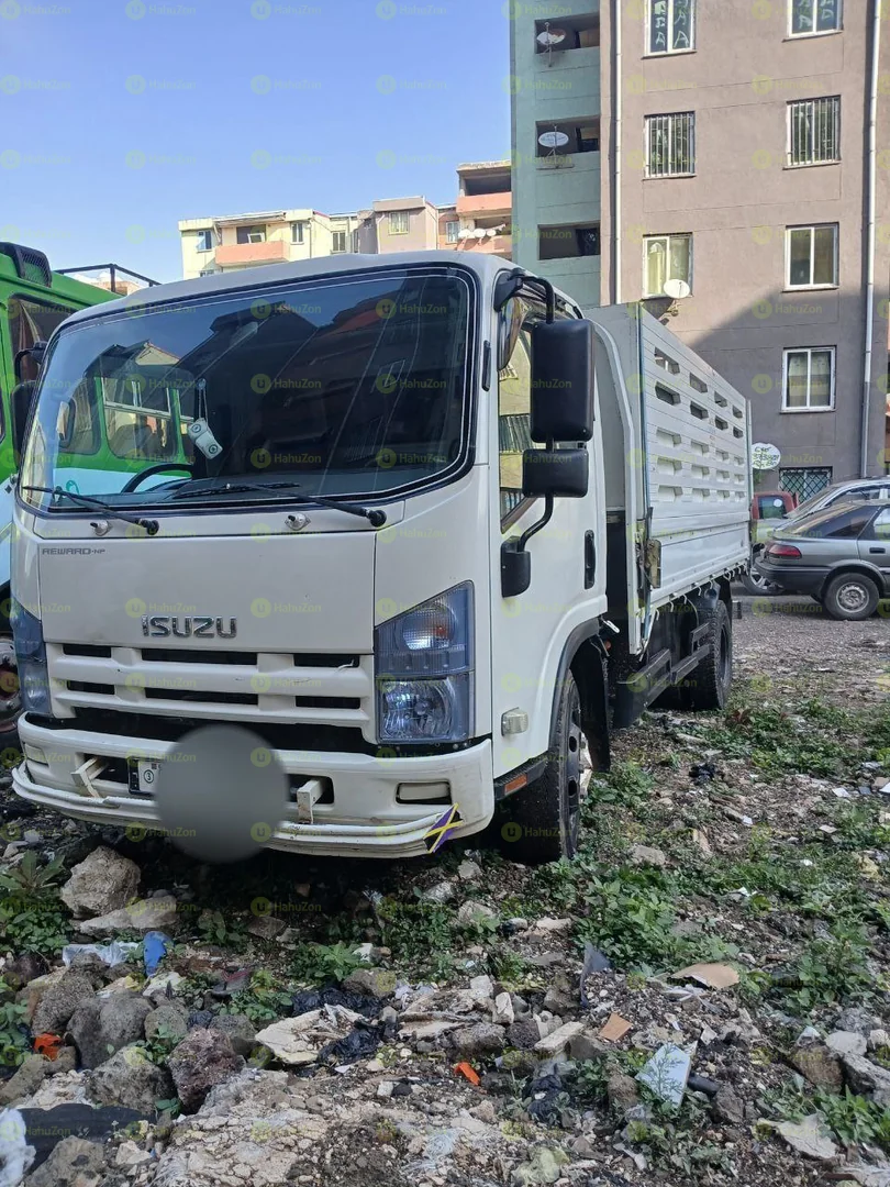 2023 Model-Isuzu Obama