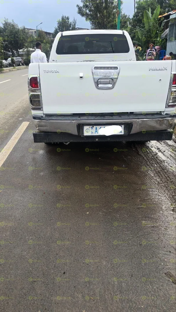 2012 Model-Toyota Hilux