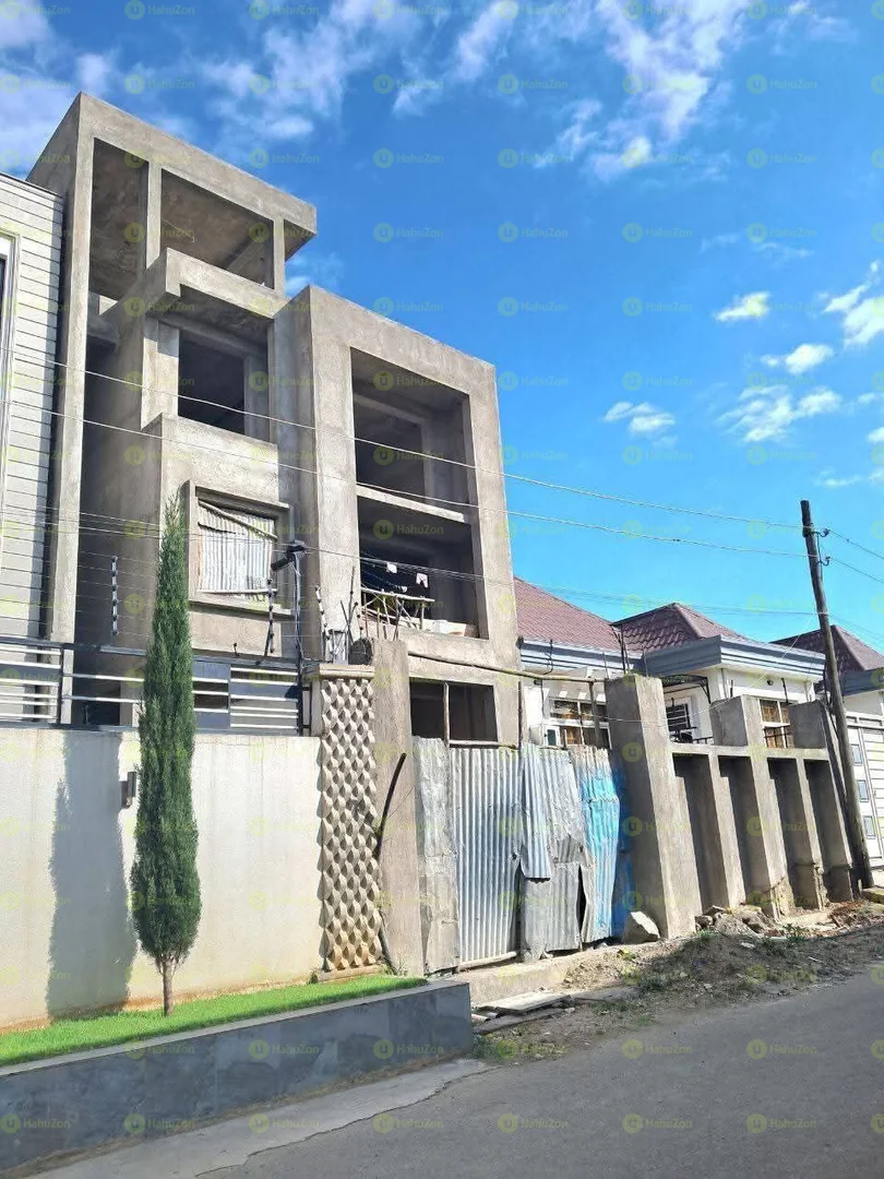 175 ካሬ የሚሸጥ G+3+ቴራዘ ቤት በአያት