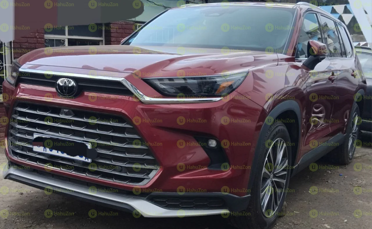 2024 Model-Toyota Grand Highlander Platinum Hybrid Max