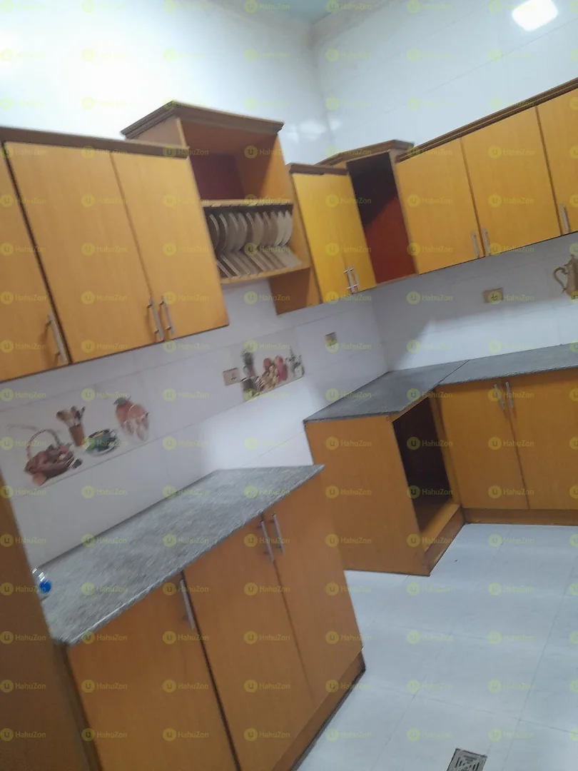 200 ካሬ የሚሸጥ ቪላ ቤት በሰሚት
