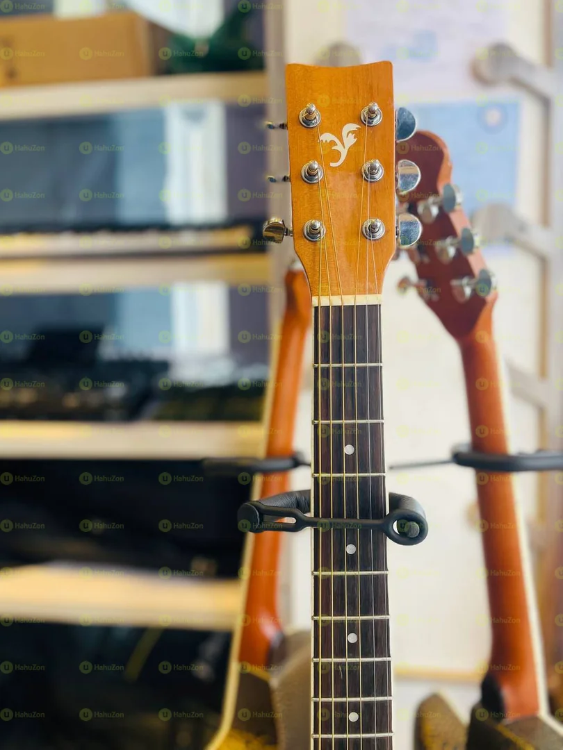 Yamaha 370 Original Guitar