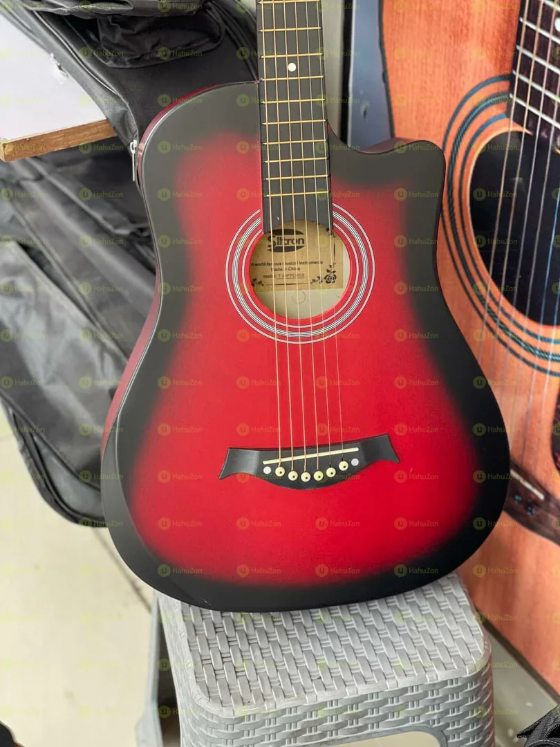 Siltron Box Guitar