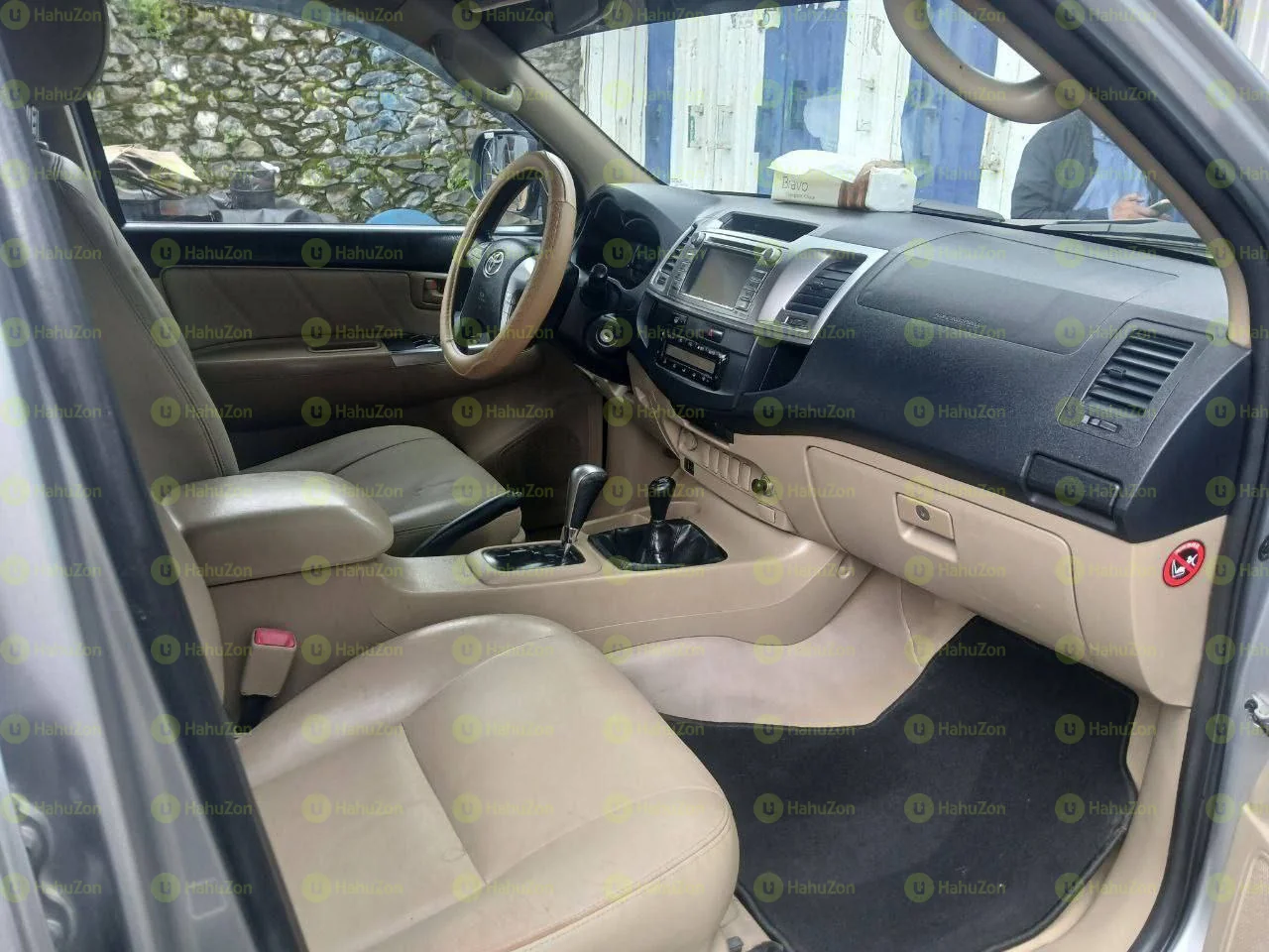 2015 Model-Toyota Hiluxe Double Cap