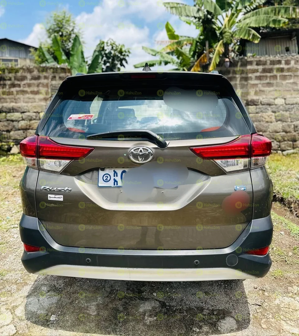 2022 Model-Toyota Rush-S Grade