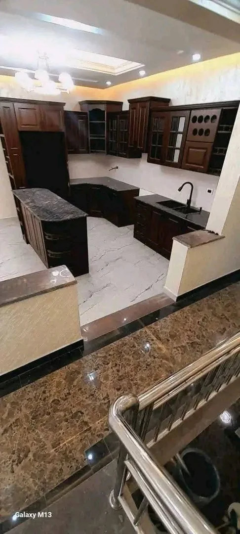 165 ካሬ የሚሸጥ G+3 በአያት