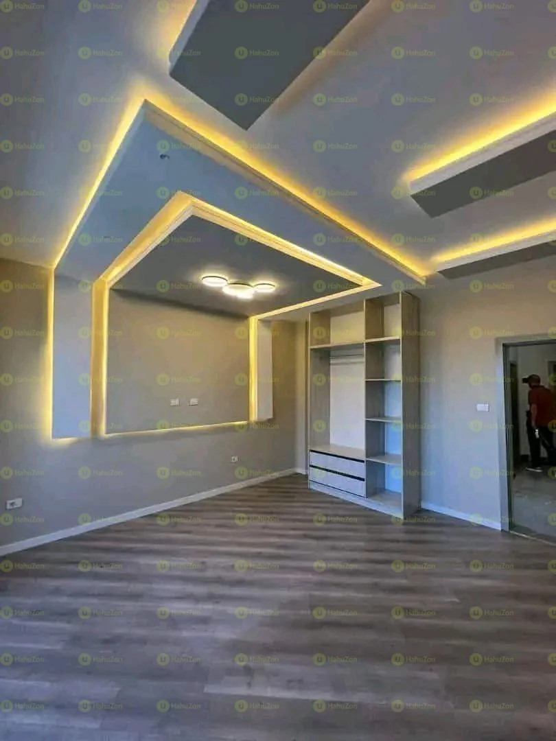 250 ካሬ የሚሸጥ  G+2 ቤት በሰሚት