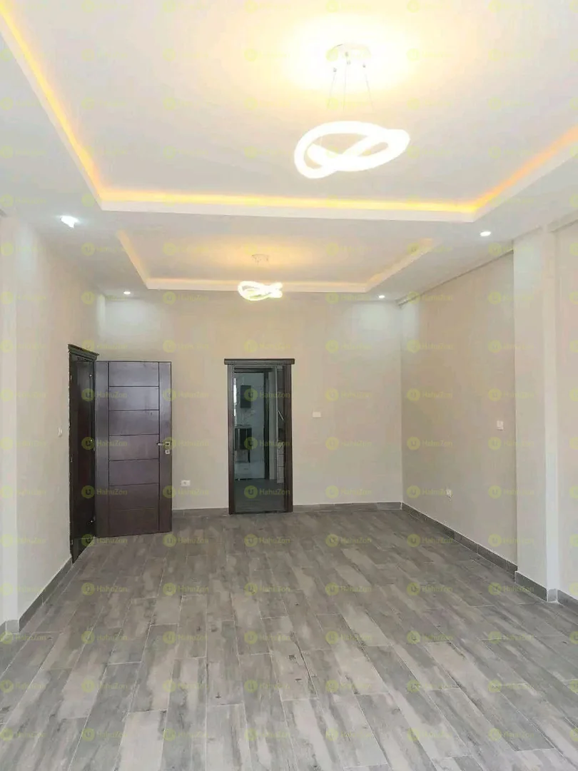 200 ካሬ የሚሸጥ G+2 ቤት በአያት