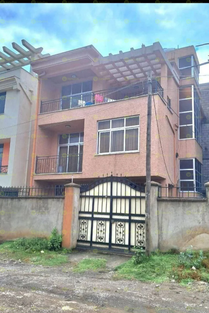 150 ካሬ የሚሸጥ G+2 ቤት በአያት