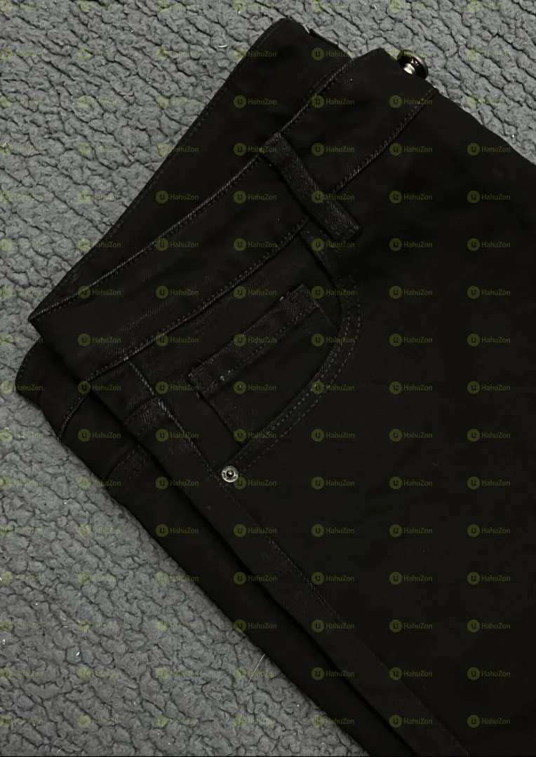 Slim Black Color Jeans