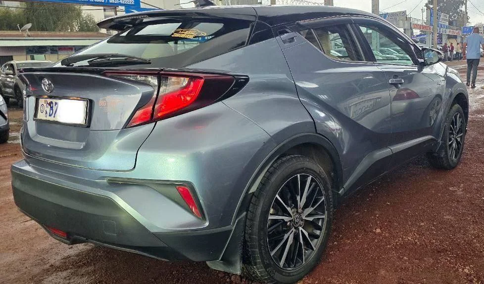 2020 Model-Toyota Ch-R