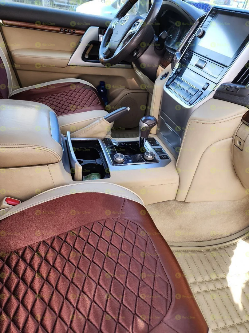 2017 Model-Toyota Landcruiser V8 VX.R