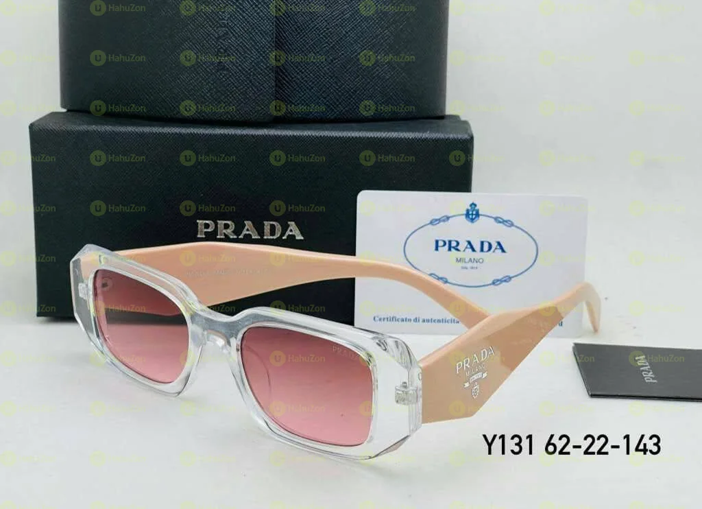 Fashionble Eyeglasses