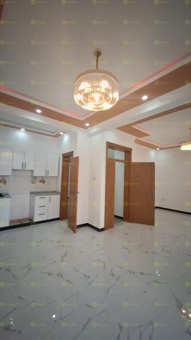 94 ካሬ የሚሸጥ G+3 ቤት በአያት