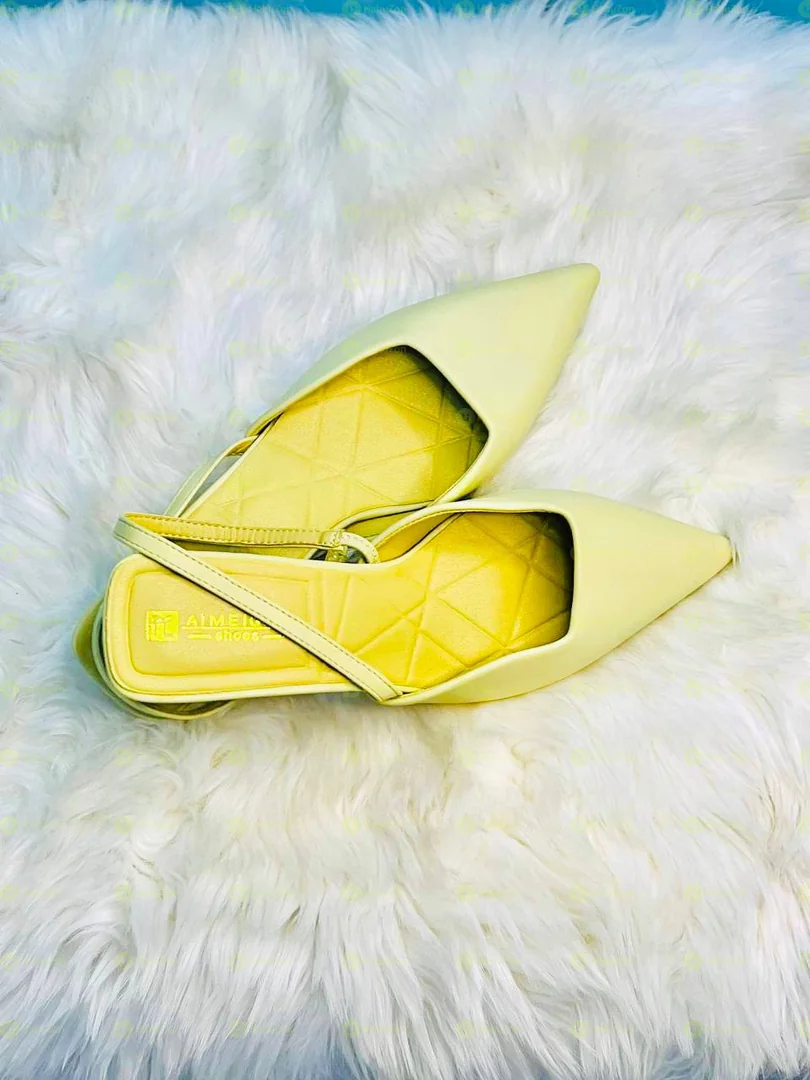 Ladies Short Heel
