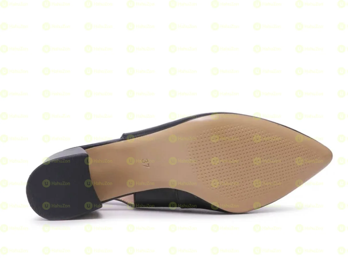 Beautiful Sarah Karen Block Point Heel