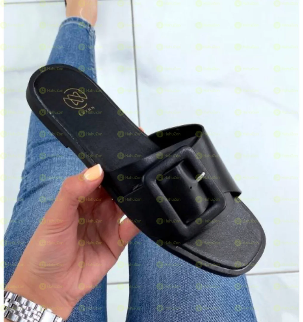 Beautiful Black Flat Shoes