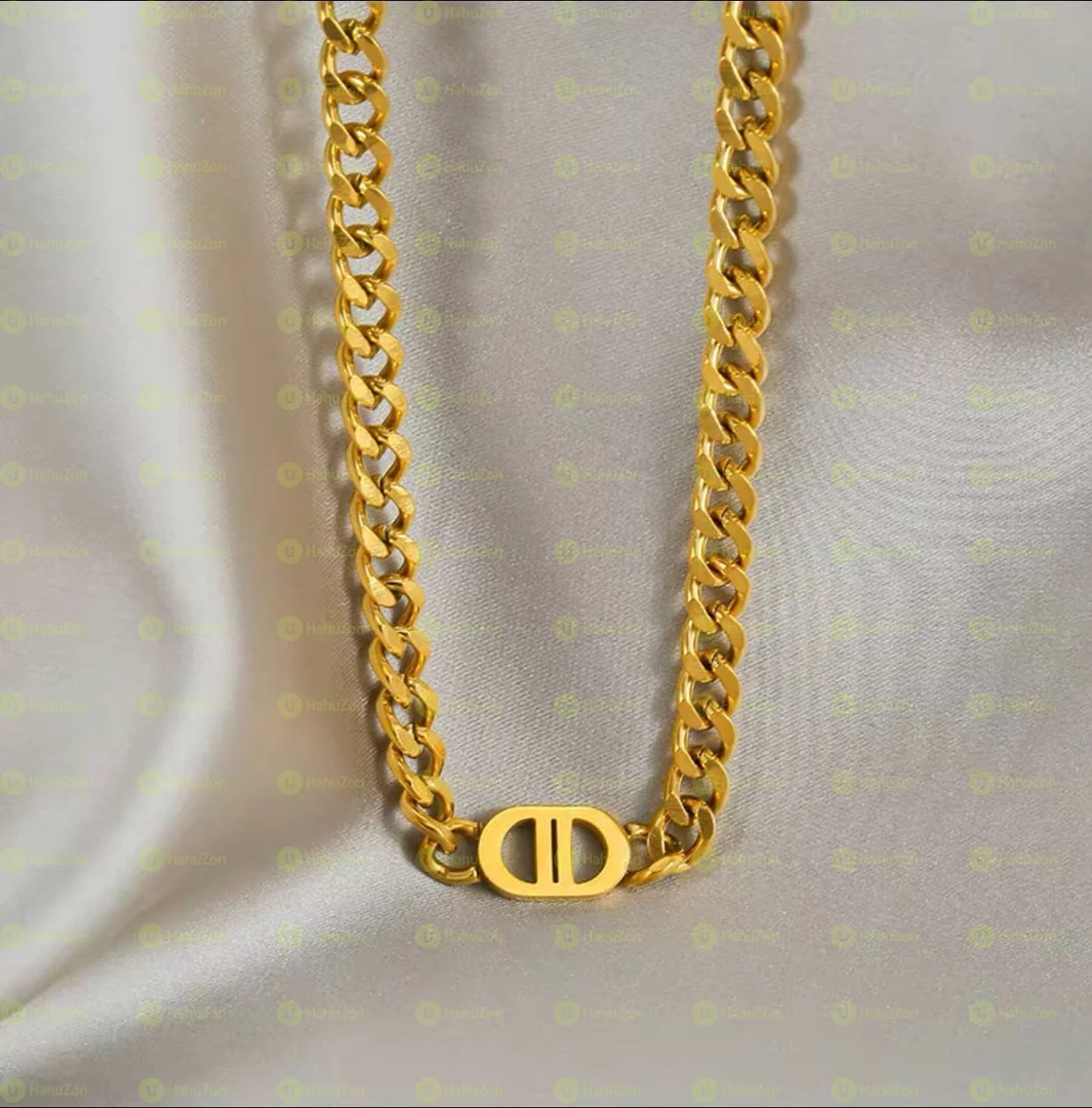 Beautiful Sten Less CD Necklace