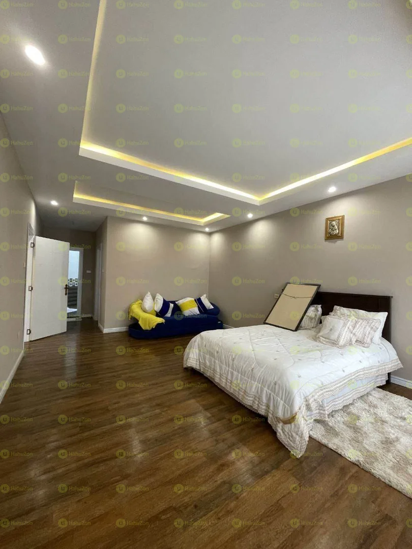 250 ካሬ የሚሸጥ G+2 ቤት በሆሴ ሪልስቴት