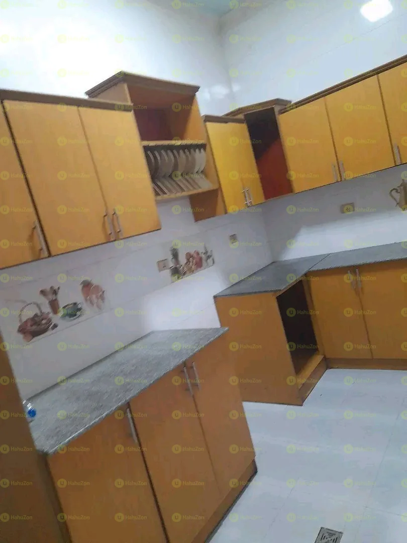 200 ካሬ የሚሸጥ ቪላ ቤት በሰሚት