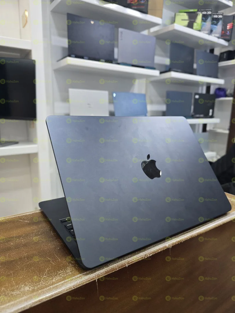 Apple MacBook Air M2 Chip 2022 Laptop