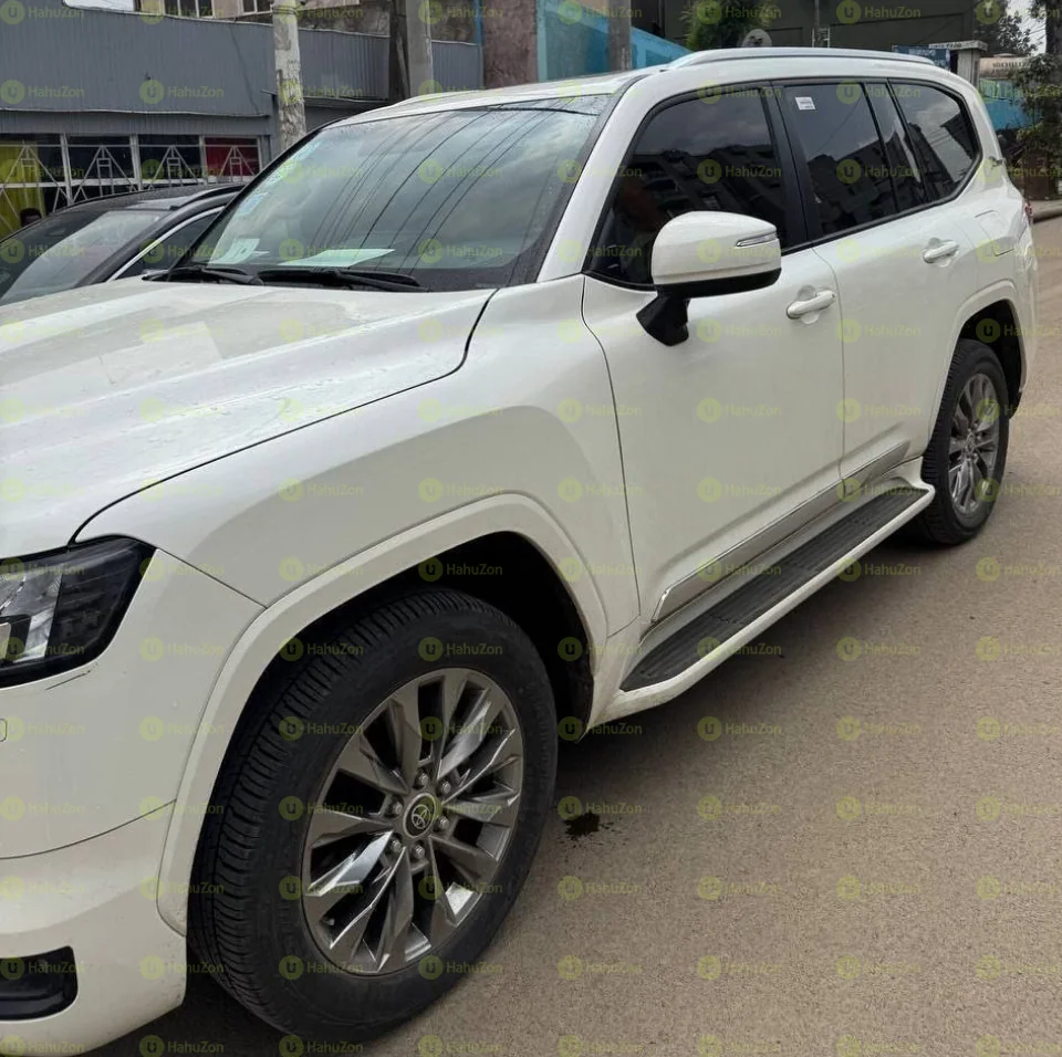 2022 Model-Toyota Land Cruiser V6 GXR