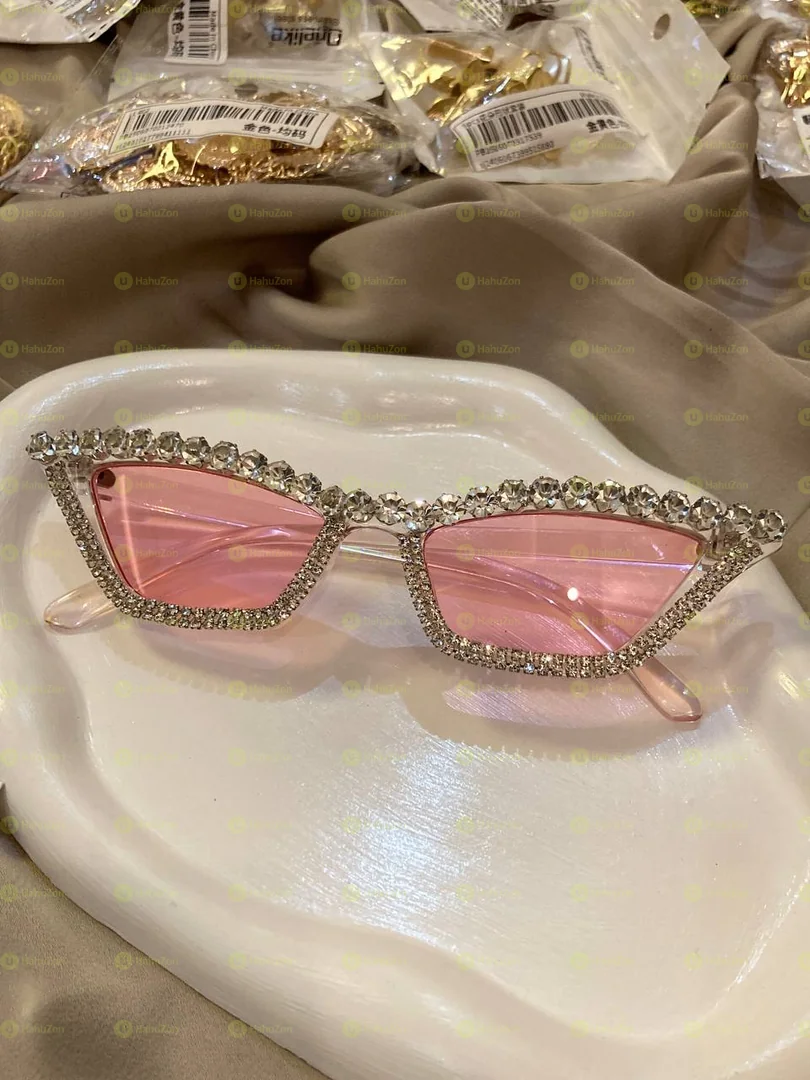 Glowing Eye Glasses