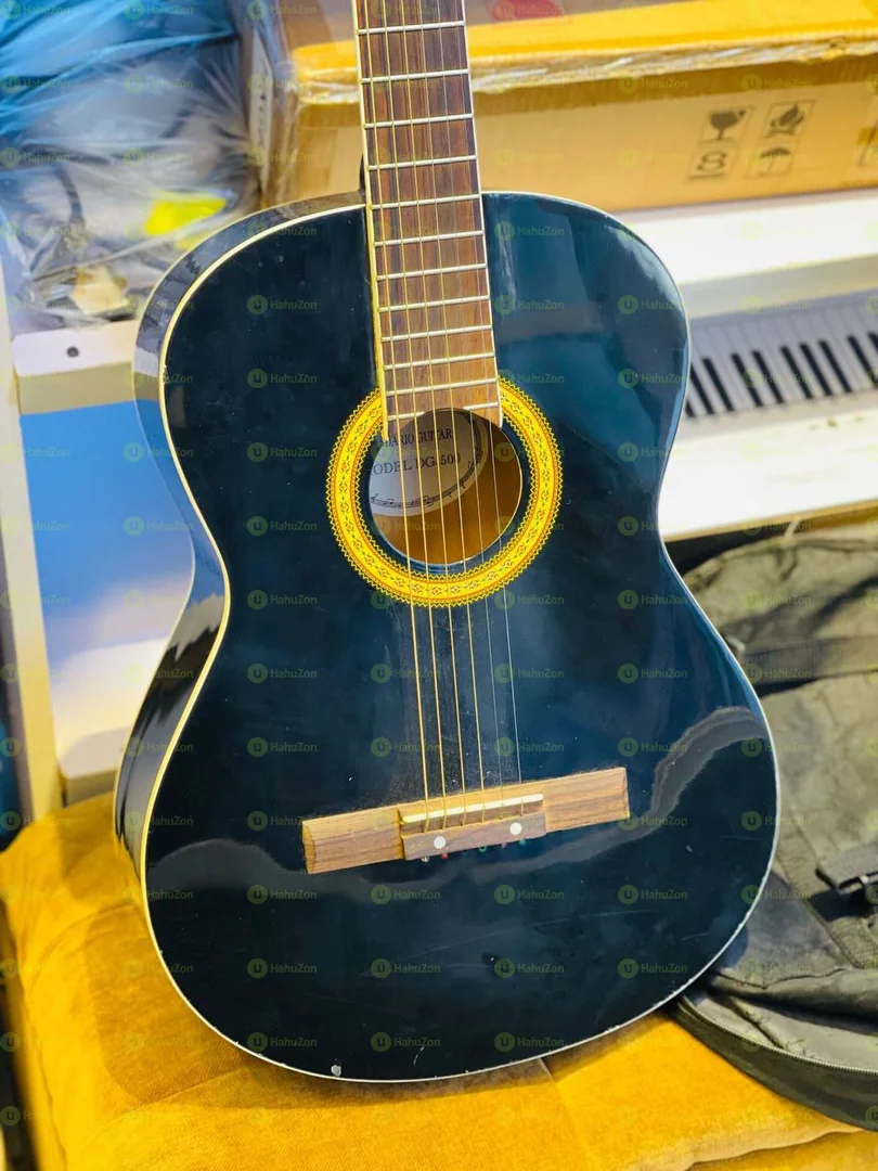 Box Guitar
