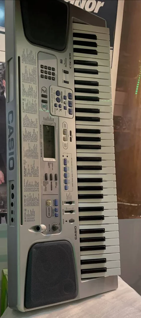 Casio CTK -591 Keyboard