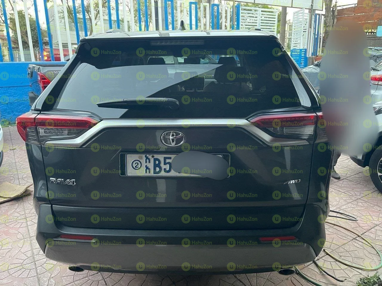 2020 Model-Toyota Rav4