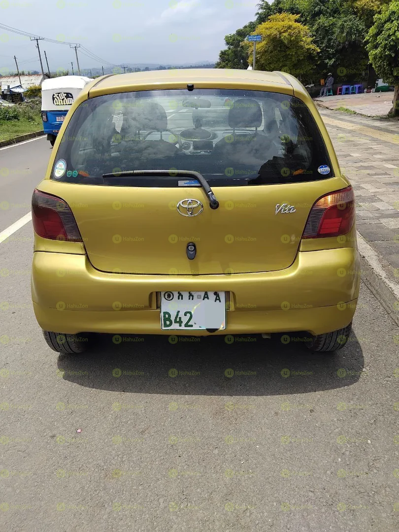 1999 Model-Toyota Vitz