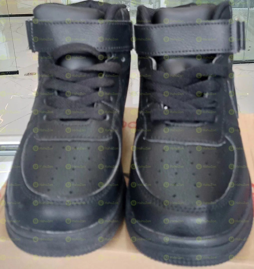 Air Sndakers