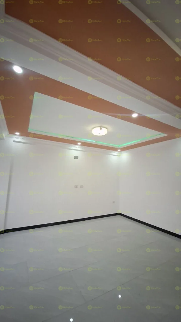 94 ካሬ የሚሸጥ G+3 ቤት በአያት