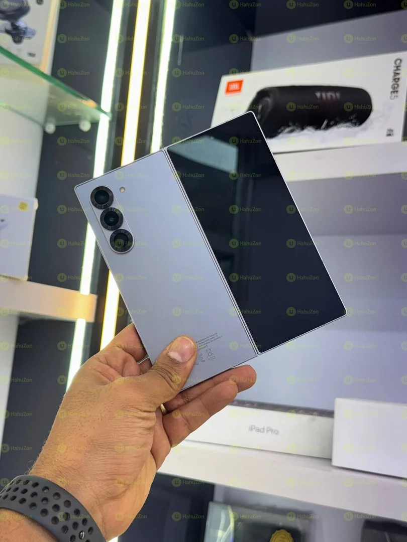 Samsung Z Fold 6
